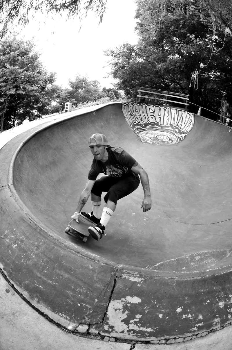 Doug-Boneless-Sequence-GIF-1.gif