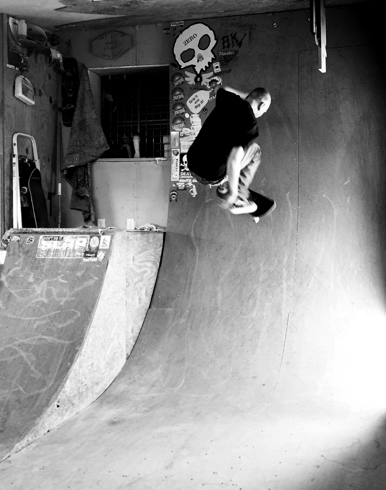 Joey Young, pop shuv fakie