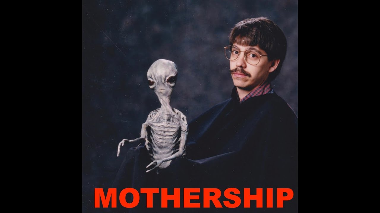 Moms Skateshop presents: Mothership