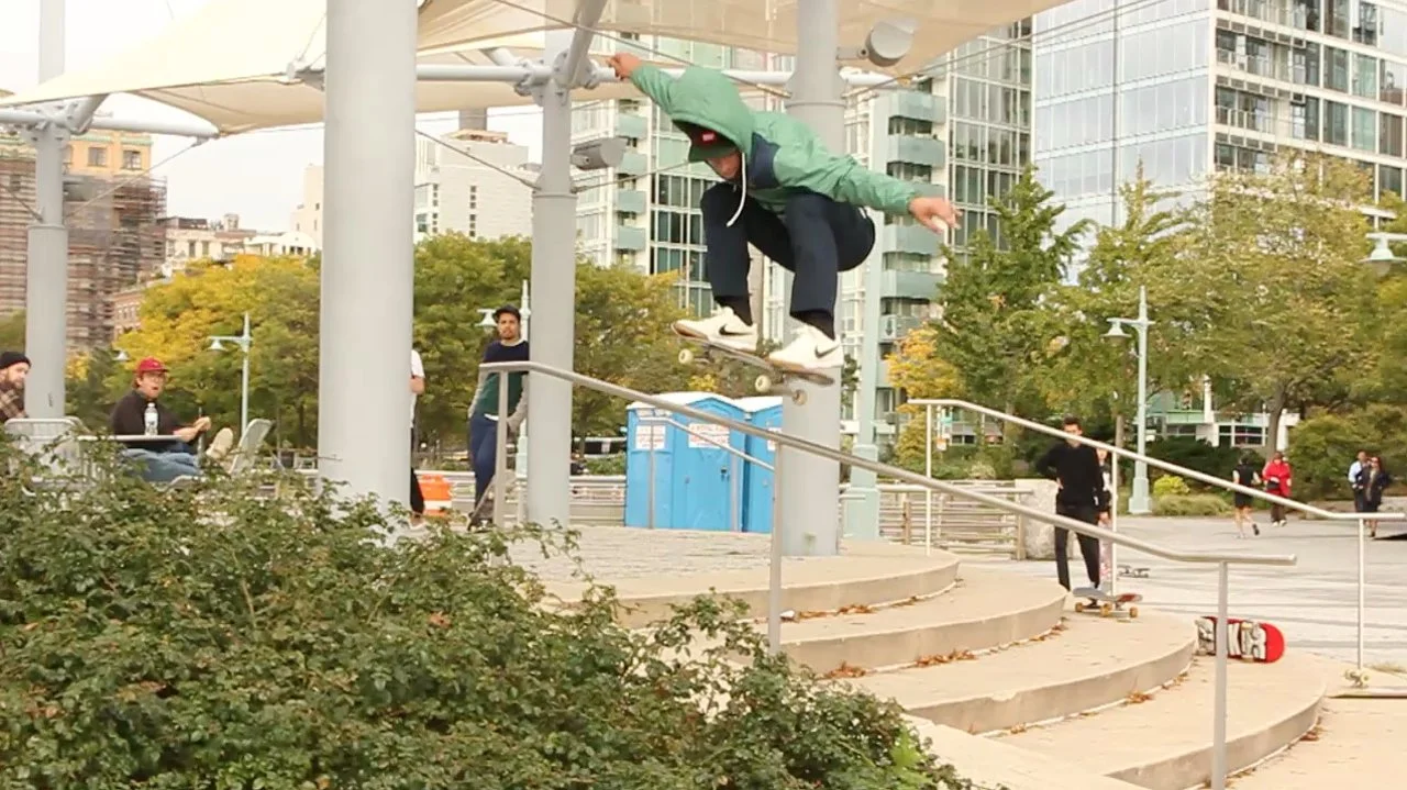 Quartersnacks christmas clip Quartersnacks christmas clip